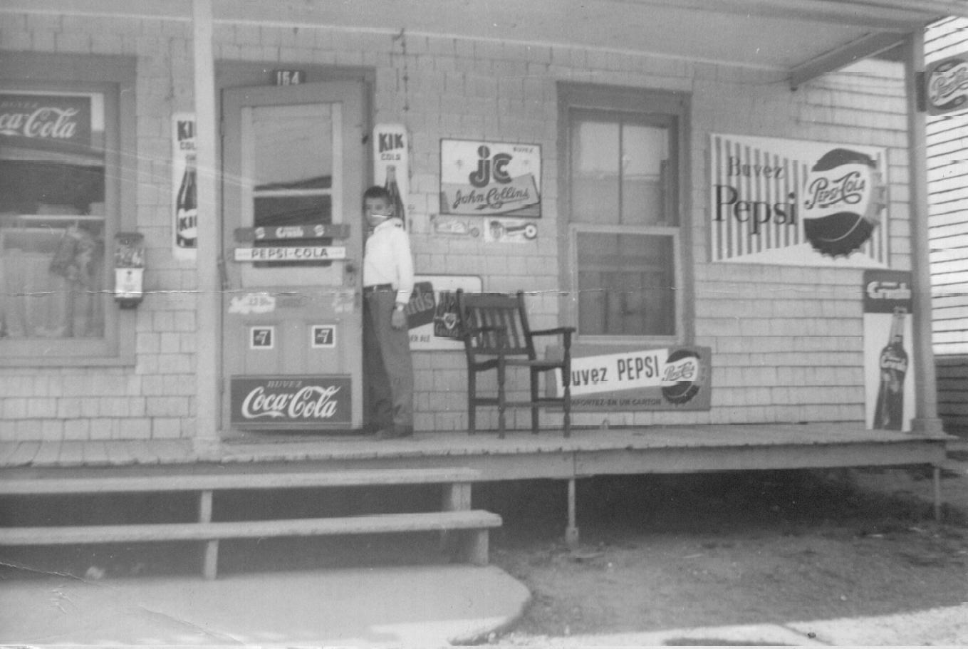 Dépanneur: Vital sur la photo Dépanneur: Vital sur la photo